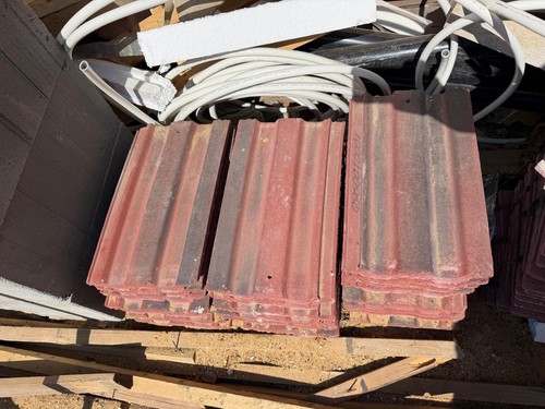 Redland roof tiles new - 49",